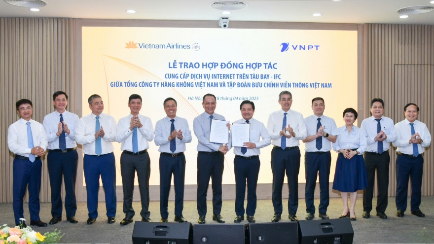 VNPT là doanh nghiệp Việt Nam đầu tiên cung cấp dịch vụ Internet trên tàu bay