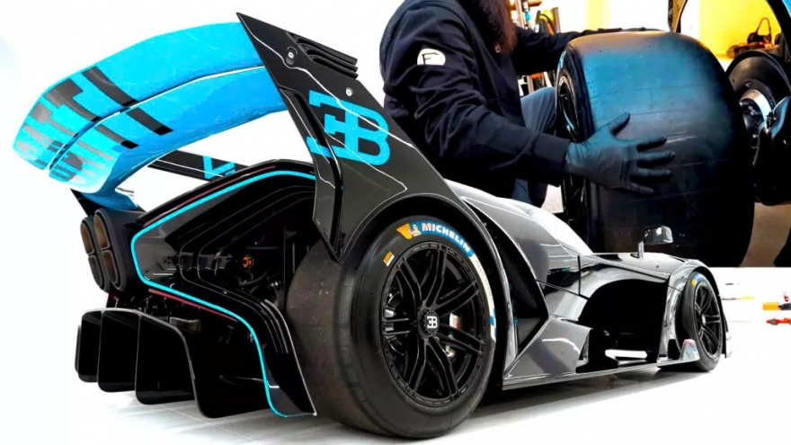 "Bóc giá" phụ kiện siêu xe Bugatti Bolide: Riêng bộ lốp có giá ngang một chiếc ô tô cũ