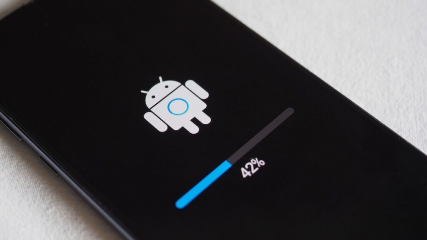 Các thương hiệu smartphone Trung Quốc "né" nền tảng Android?