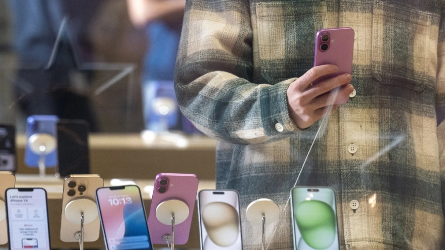 Nỗi ám ảnh thời lượng pin iPhone sẽ biến mất nhờ iOS 19