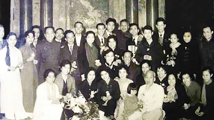 "Bác Hồ đến thăm Đài để làm việc"
