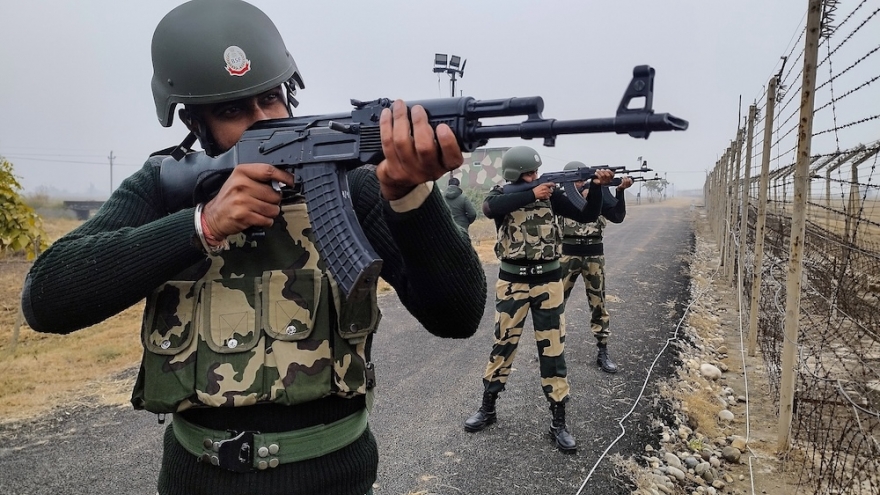 Pakistan phóng thử tên lửa giữa lúc căng thẳng với Ấn Độ leo thang