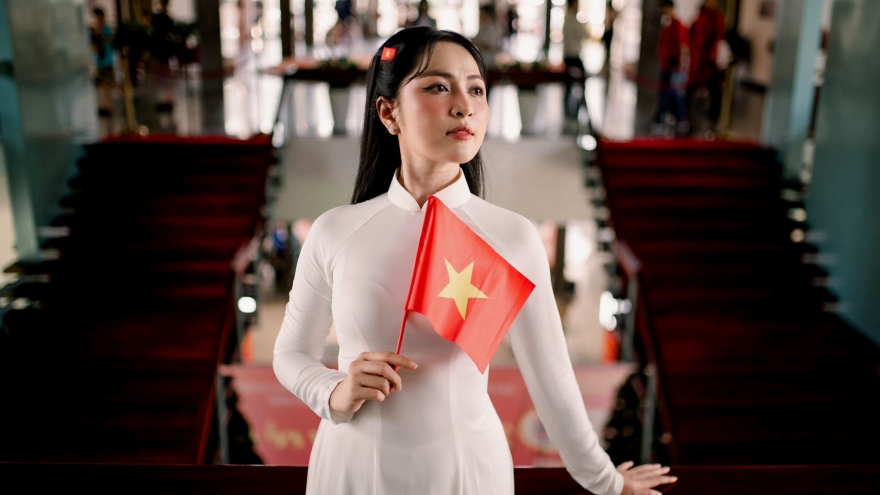 Nguyễn Duyên Quỳnh - Người đầu tiên thể hiện ca khúc “Viết tiếp câu chuyện hòa bình”
