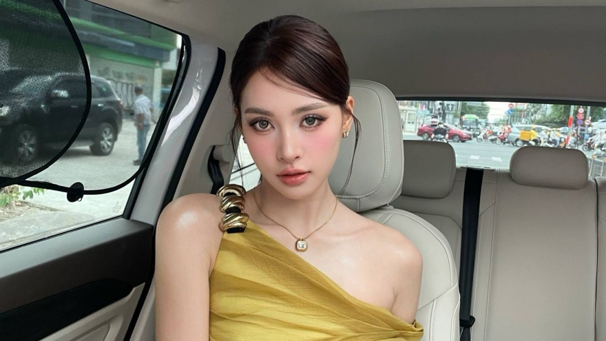 Sao Việt 9/5: Tiểu Vy được khen xinh như búp bê