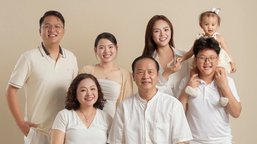 Thu Quỳnh hiếm hoi chia sẻ về gia đình