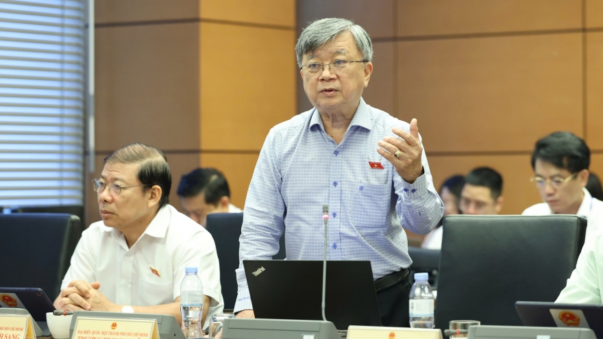 ĐBQH: Sau sáp nhập không thể để “thông trên trung ương, nhưng tới xã lại tắc”