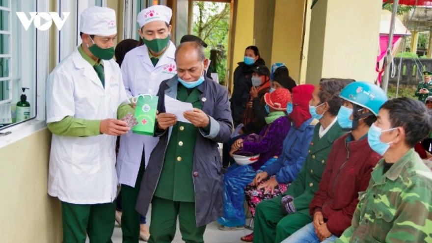 Party chief calls for universal free healthcare by 2030–2035