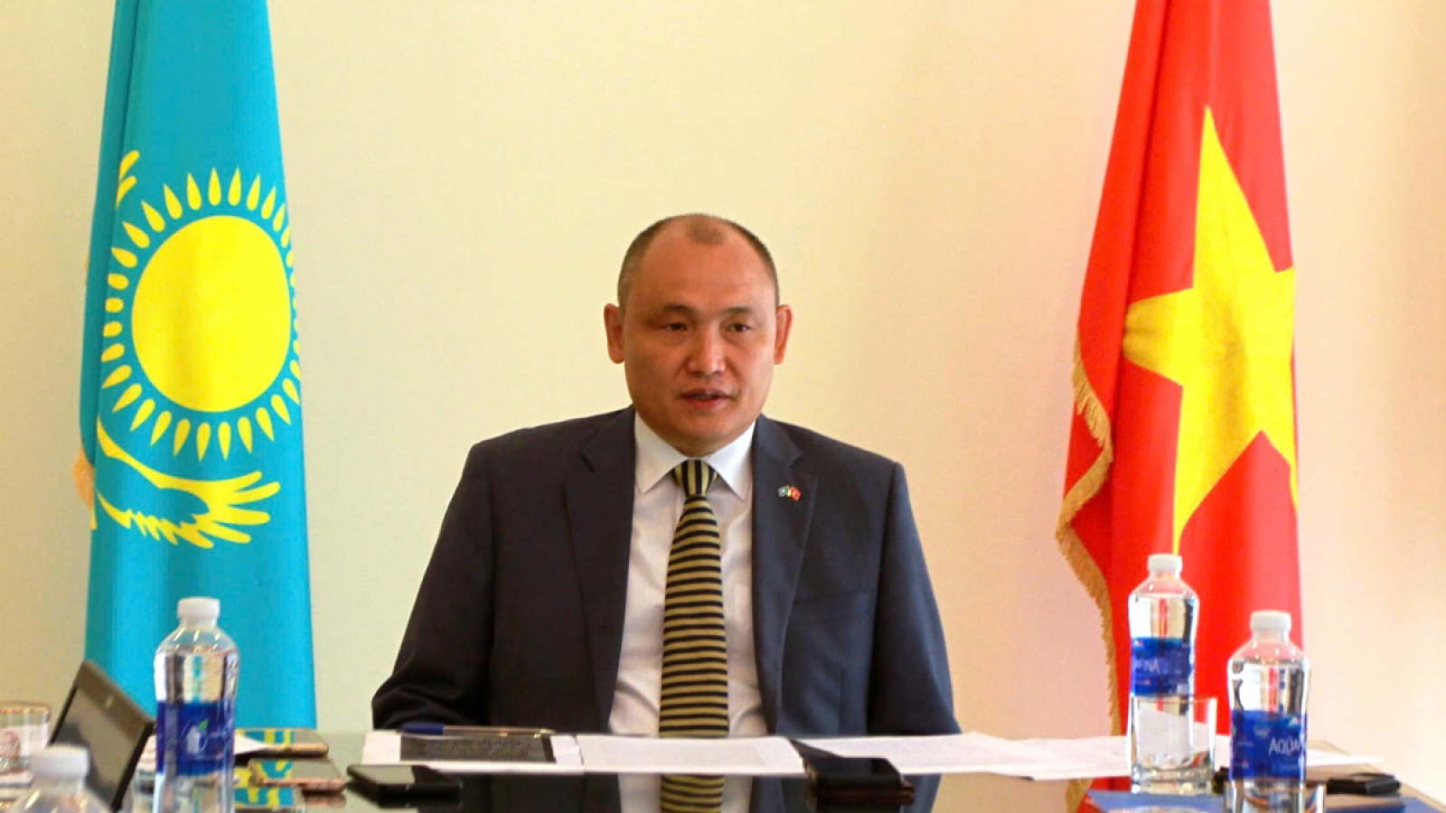 Vietnam and Kazakhstan to elevate relations to comprehensive partnership in May