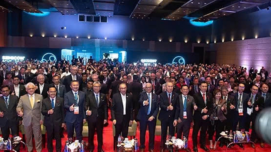 Vietnam seeks to attract investment in strategic technology sectors at SEMICON SEA 2025