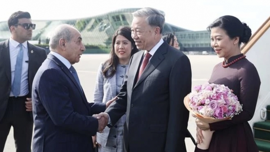Party General Secretary begins State visit to Azerbaijan