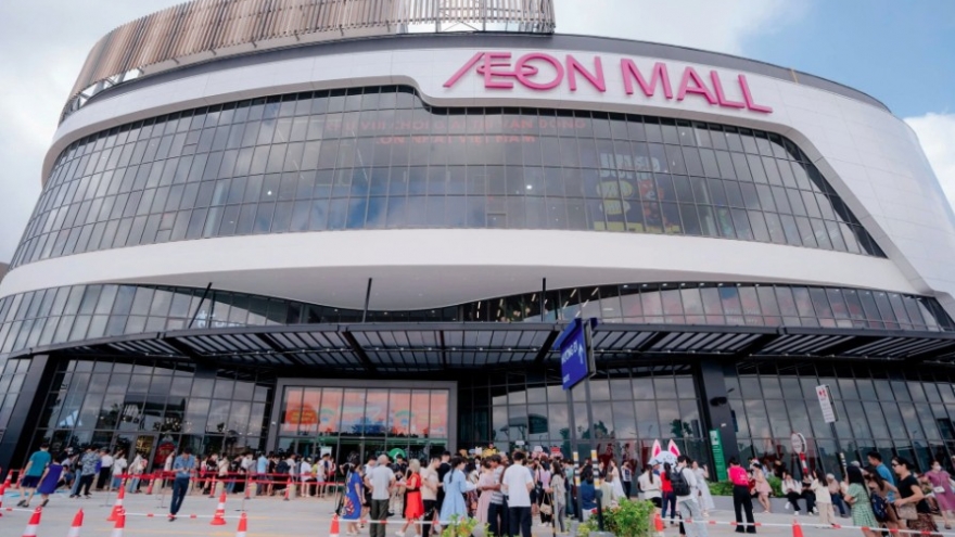 Japanese retailers deepen presence in Vietnam’s consumer market
