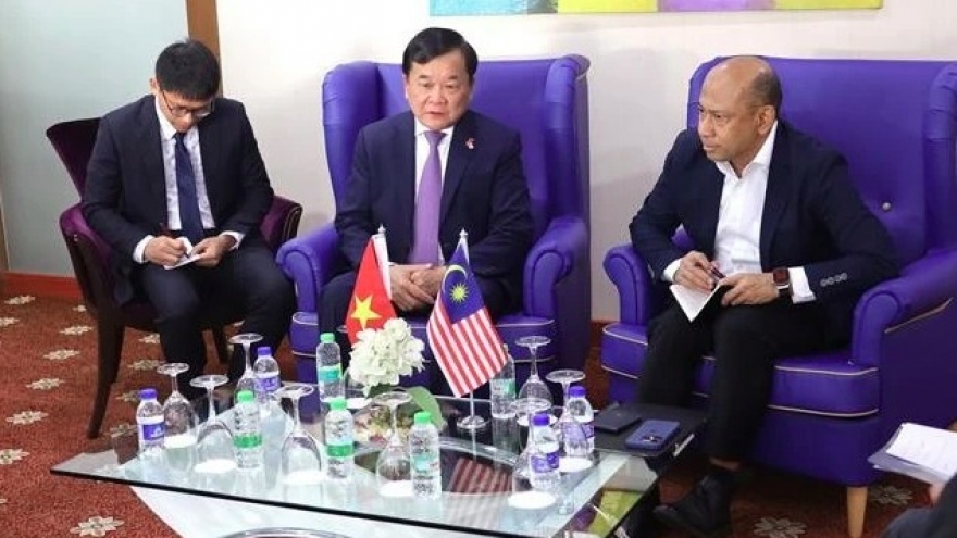 Vietnam, Malaysia bolster defence cooperation