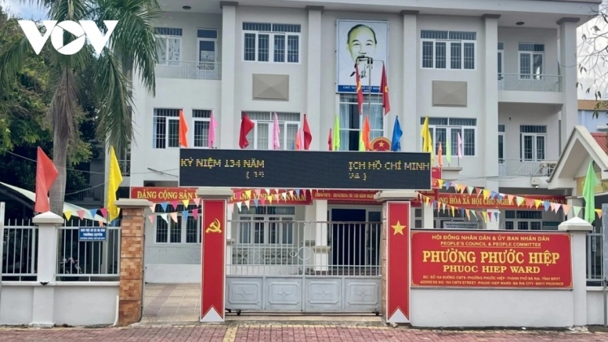 Bao nhiêu trụ sở dôi dư sau khi sáp nhập tỉnh?