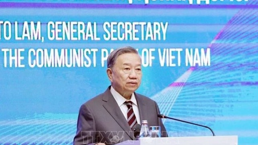 Party chief calls for five key "connections" in Vietnam–Kazakhstan cooperation