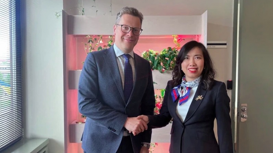 Vietnam, Estonia look to deepen multifaceted cooperation
