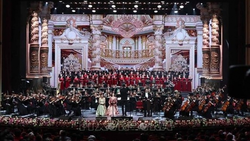 Party General Secretary attends Vietnam–Kazakhstan friendship concert
