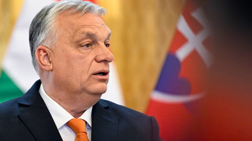 Hungary kiên quyết ngăn lệnh cấm toàn diện của EU đối với dầu khí Nga