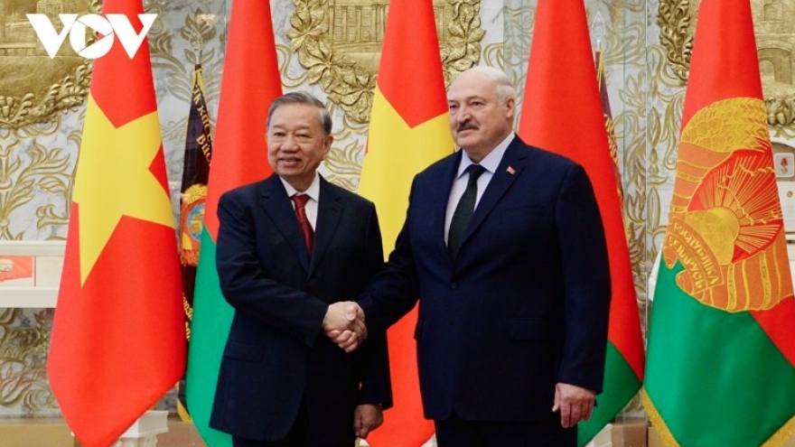 Laying solid foundation to elevate Vietnam’s bilateral relations to new heights