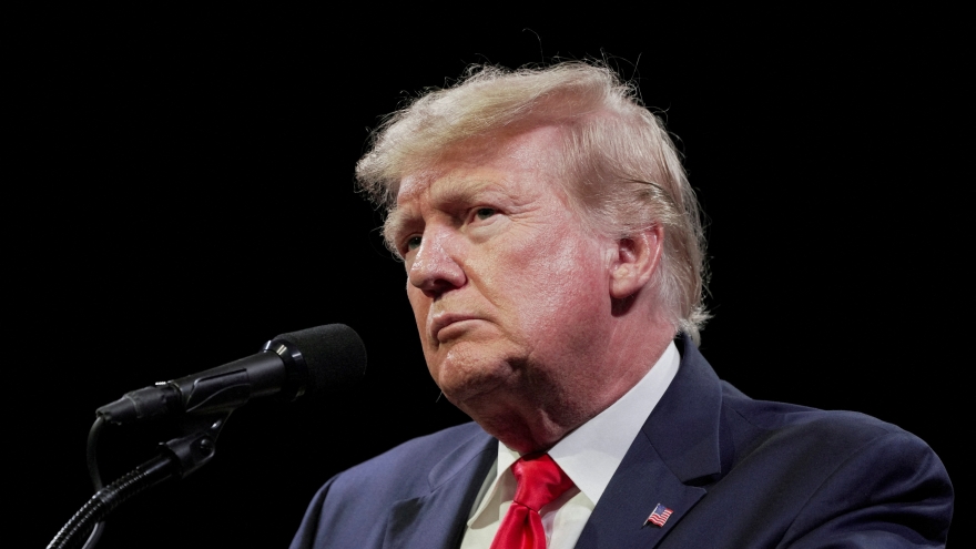 Ông Trump thúc giục Ukraine đàm phán với Nga ngay trong tuần này