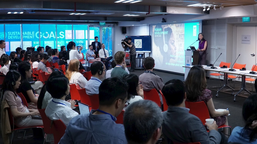 Vietnam maintains high human development index despite global slowdown