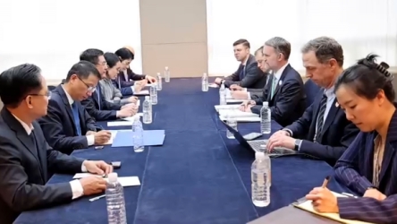 Vietnam and United States hold direct negotiations on new trade deal