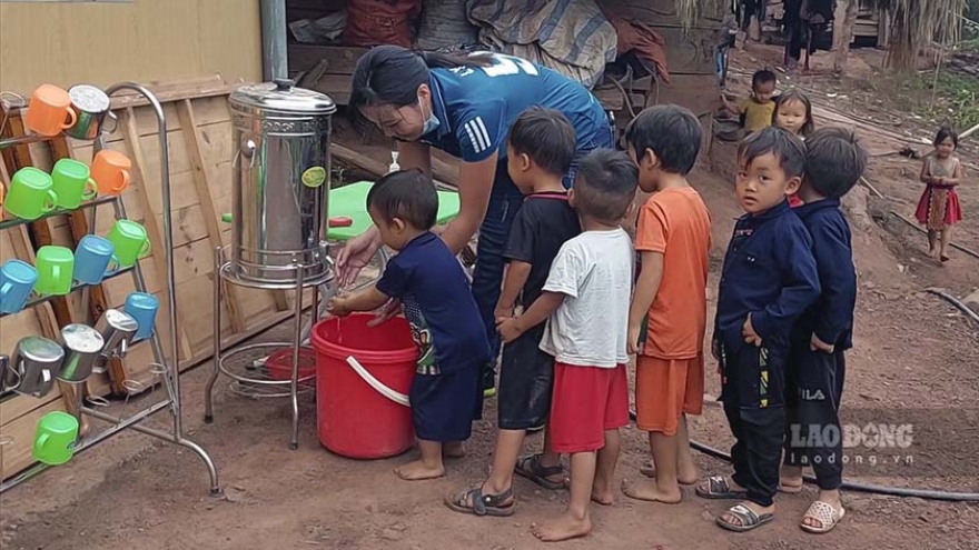 Cải cách lương giáo viên: Không chỉ là chuyện tăng lương mà còn là giữ lửa nghề giáo