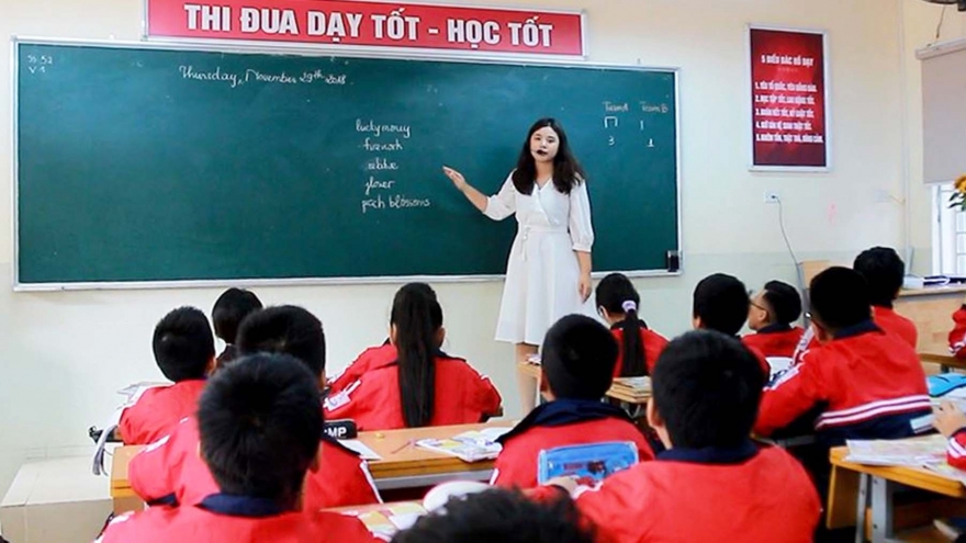 Thiếu gần 60.000 biên chế giáo viên, Bộ GD&ĐT yêu cầu tuyển gấp