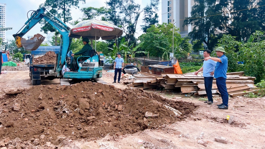 Hà Nội: Truy tìm đối tượng đổ trộm vật liệu xây dựng ở Tứ Hiệp, Thanh Trì
