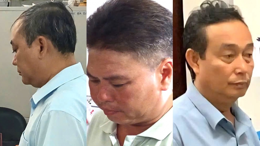 Làm thất thoát thuế đất, 3 cựu cán bộ ở Cà Mau bị khởi tố