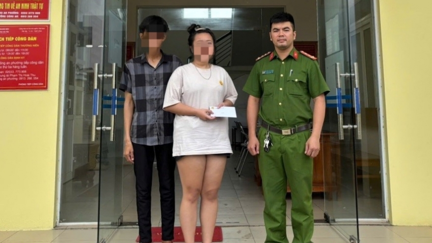 Công an Quảng Ninh hỗ trợ người bị mất giấy tờ tùy thân về lại gia đình