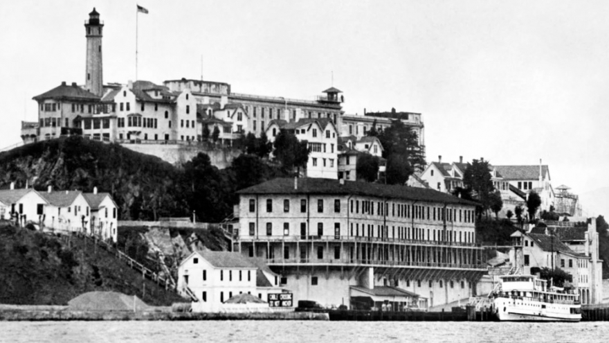Những sự thật ít biết về nhà tù khét tiếng Alcatraz mà ông Trump đề xuất mở lại