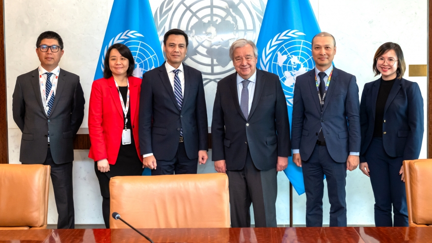 Đại sứ Đặng Hoàng Giang chào từ biệt Tổng Thư ký và Chủ tịch ĐHĐ Liên Hợp Quốc