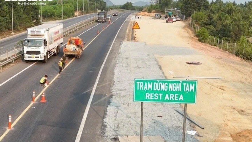 18/21 trạm dừng nghỉ trên cao tốc Bắc - Nam chưa có trạm nào khởi công
