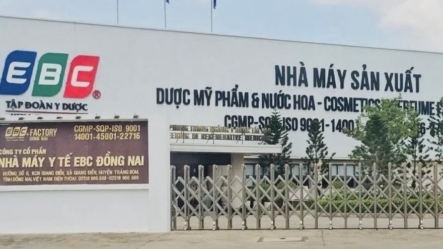 Khởi tố vụ án “sản xuất, buôn bán hàng giả” tại công ty của chồng Đoàn Di Băng