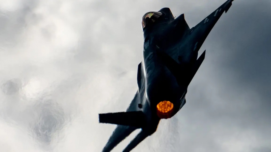 Ông Trump tiết lộ kế hoạch “lột xác” F-35 thành F-55