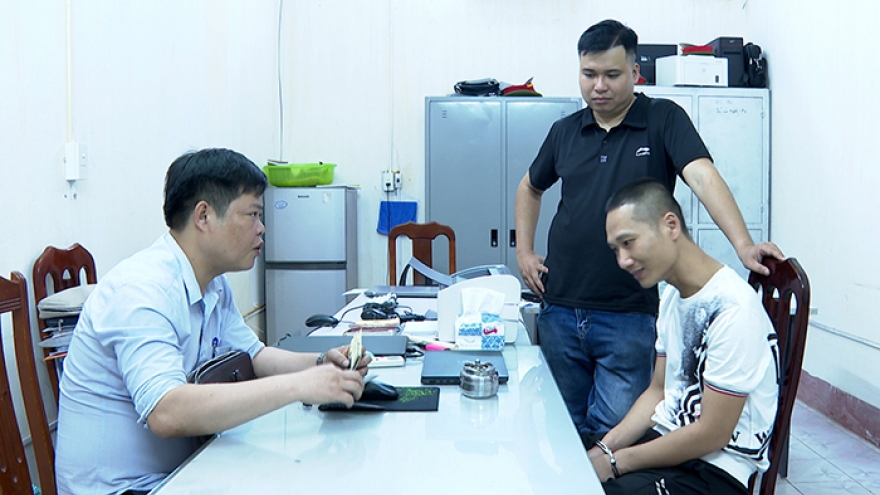 Khởi tố, bắt tạm giam 14 đối tượng mua bán người