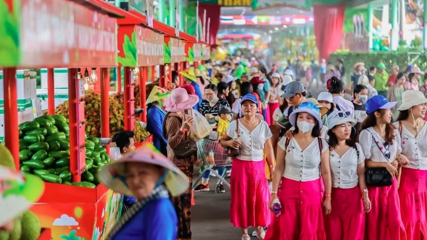 Southern Fruit Festival returns with vibrant displays in Ho Chi Minh City