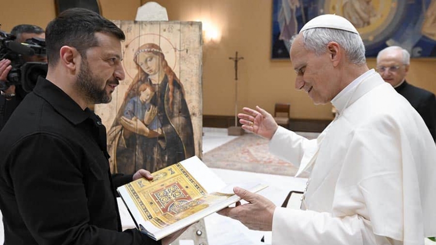 Giáo hoàng Leo XIV sẵn sàng chủ trì đàm phán Nga-Ukraine tại Vatican