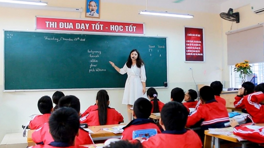 Viên chức giáo dục và y tế không nằm trong phương án giảm 20% biên chế
