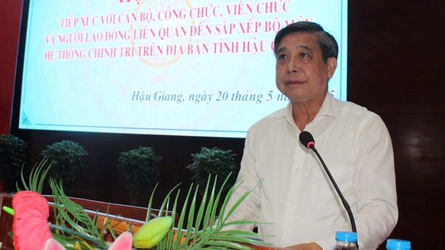 Sắp xếp bộ máy: Hậu Giang tiếp xúc, đối thoại với cán bộ, công chức