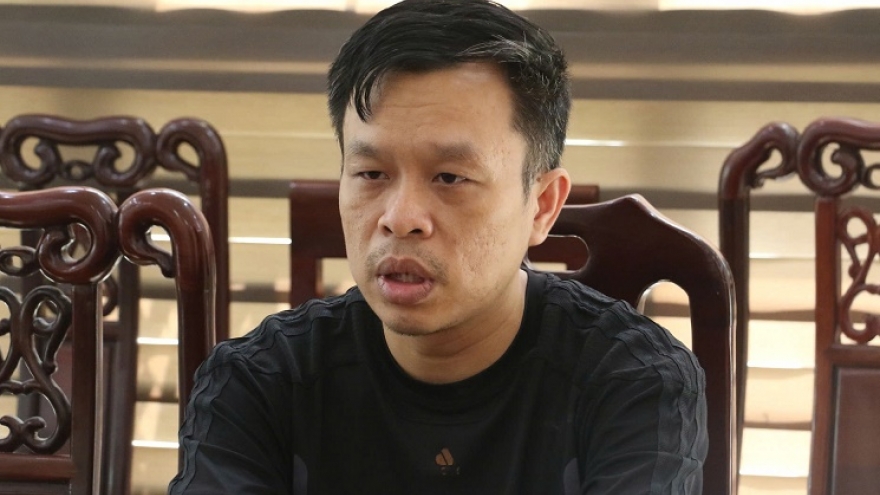 Khởi tố phó trưởng phòng ở Nghệ An tham ô tiền tỷ để đánh bạc và trả nợ