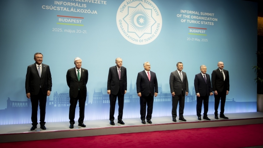 Hungary tổ chức Hội nghị thượng đỉnh lịch sử của Tổ chức các quốc gia Turkic