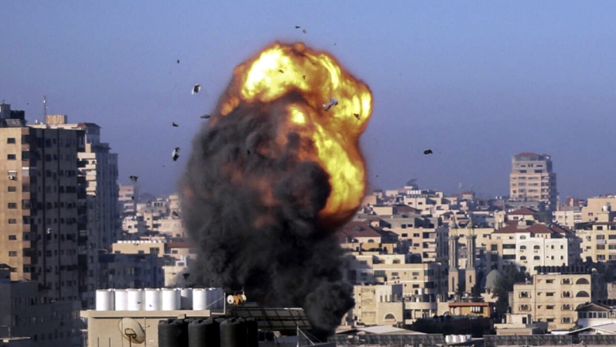 Israel tấn công vào miền Nam Lebanon ngày thứ 3 liên tiếp