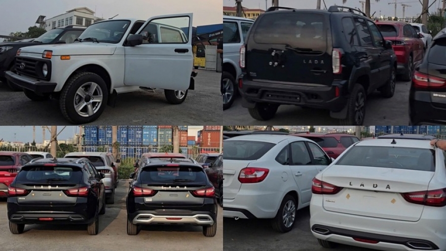 Hình ảnh loạt ô tô Lada của Nga vừa “đổ bộ” vào Việt Nam