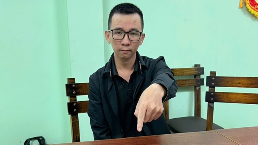 Lập hàng loạt tài khoản để lừa đảo