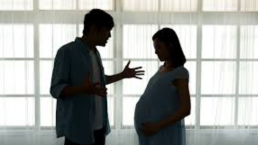 Phụ nữ đang mang thai có được ly hôn không?