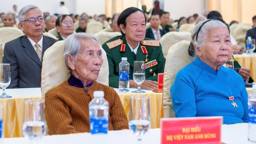 Văn bản mới về “Bà mẹ Việt Nam anh hùng”
