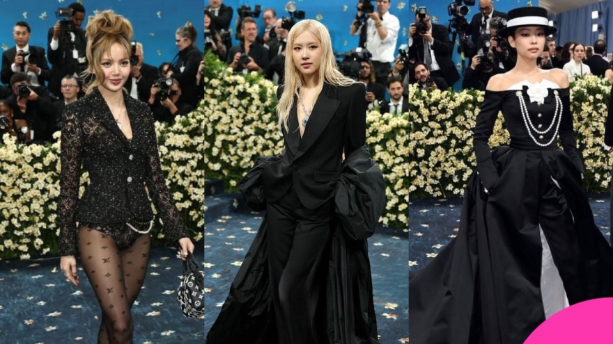 Jennie, Lisa, Rosé khuấy đảo thảm xanh Met Gala với thiết kế may đo riêng