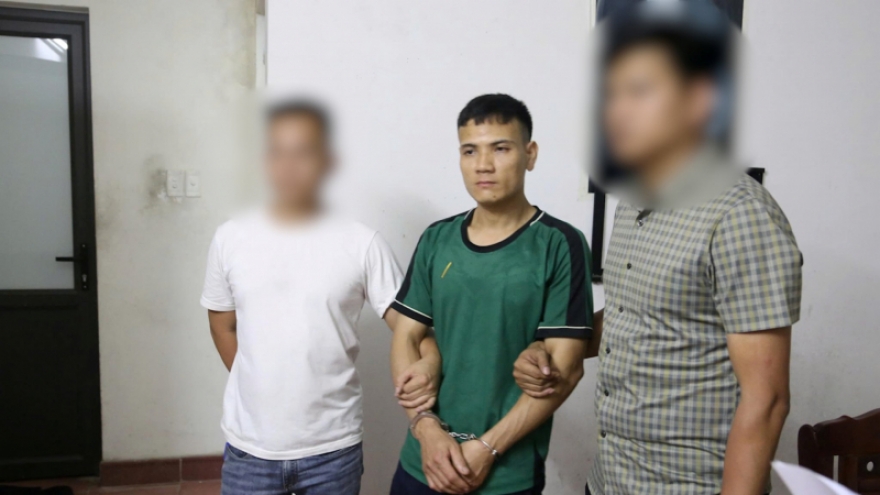 Sau khi cướp ngân hàng ở Quảng Ninh, đối tượng đem tiền đi trả nợ và ăn chơi với bạn