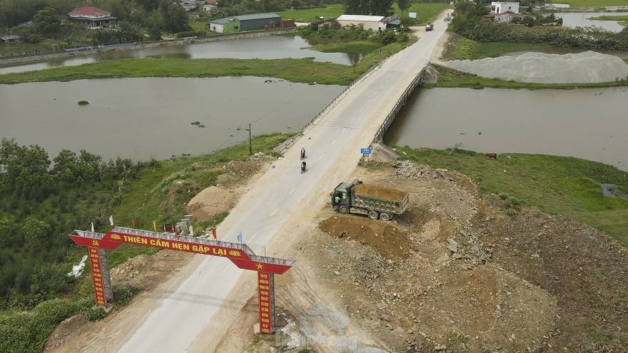 Bộ Xây dựng yêu cầu Hà Tĩnh loại nhà thầu thi công QL8C không đảm bảo